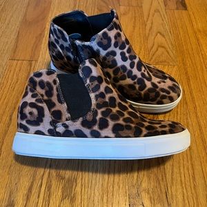 Cheetah wedge sneaker